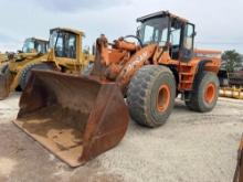 DOOSAN DL400 RUBBER TIRED LOADER SN:5229 powered by rebuilt diesel engine, equipped with EROPS,