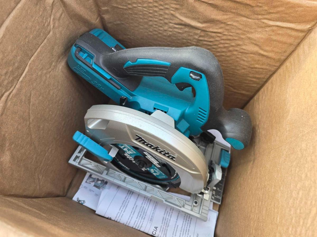 NEW MAKITA 7/16" MEDIUM CROWN STAPLER 16 GA- AT1150A- 1 YR FACTORY WARRANTY -RECON NEW SUPPORT