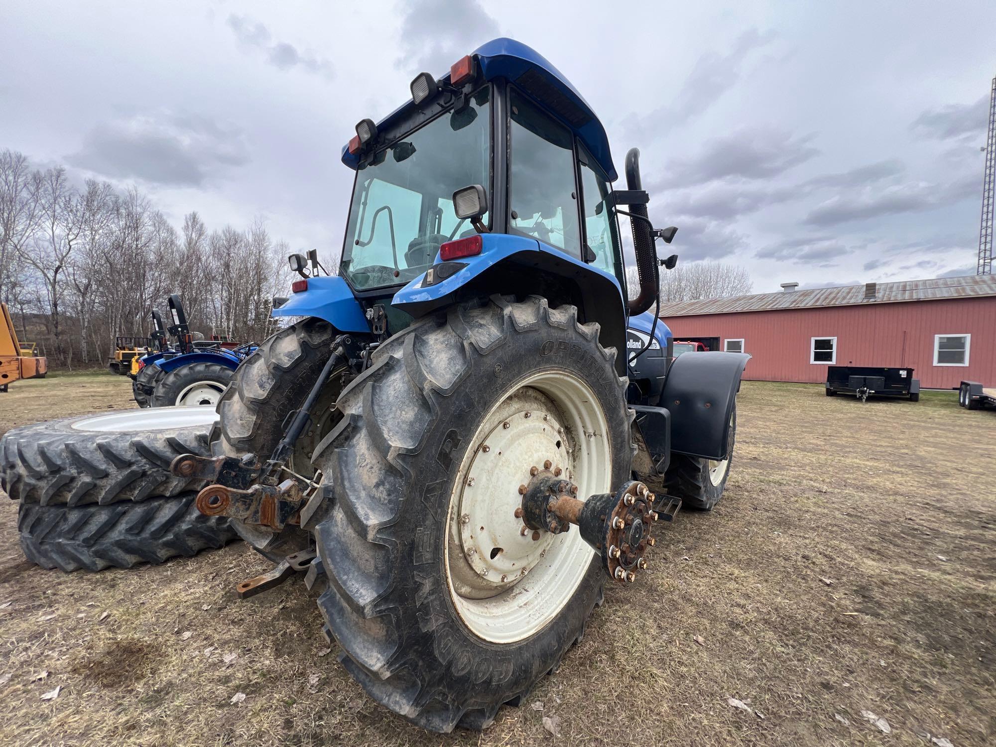 NEW HOLLAND TM175 AGRICULTURAL TRACTOR 4x4,...powered by diesel engine, 175hp, equipped with EROPS,