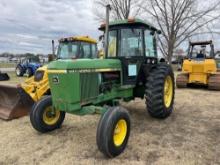 JOHN DEERE 2940 AGRICULTURAL TRACTOR SN:434004 powered by John Deere diesel engine, equipped with