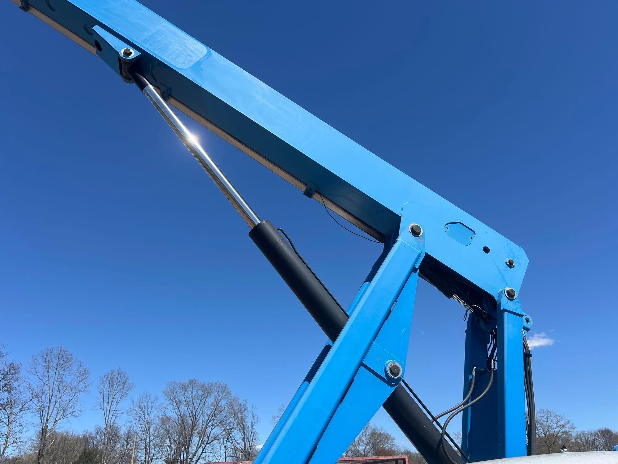 2011 GENIE S-85 BOOM LIFT SN:S8511-8620 4x4, powered by diesel engine, equipped with 85ft. Platform