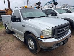 2003 FORD F250 UTILITY TRUCK VN:50519 powered by gas engine, equipped with automatic transmission,