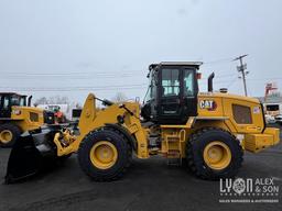 2023 CAT 930M RUBBER TIRED LOADER SN-03267 powered by Cat C7.1 diesel engine, equipped with EROPS,