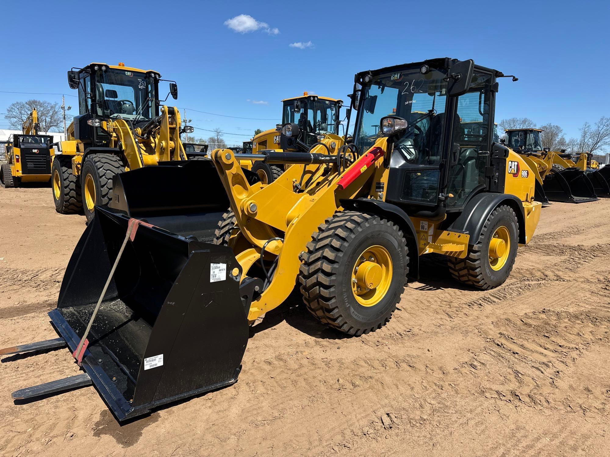 NEW UNUSED 2023 CAT 906 RUBBER TIRED LOADER SN-600705 powered by Cat C2.8 diesel engine, equipped