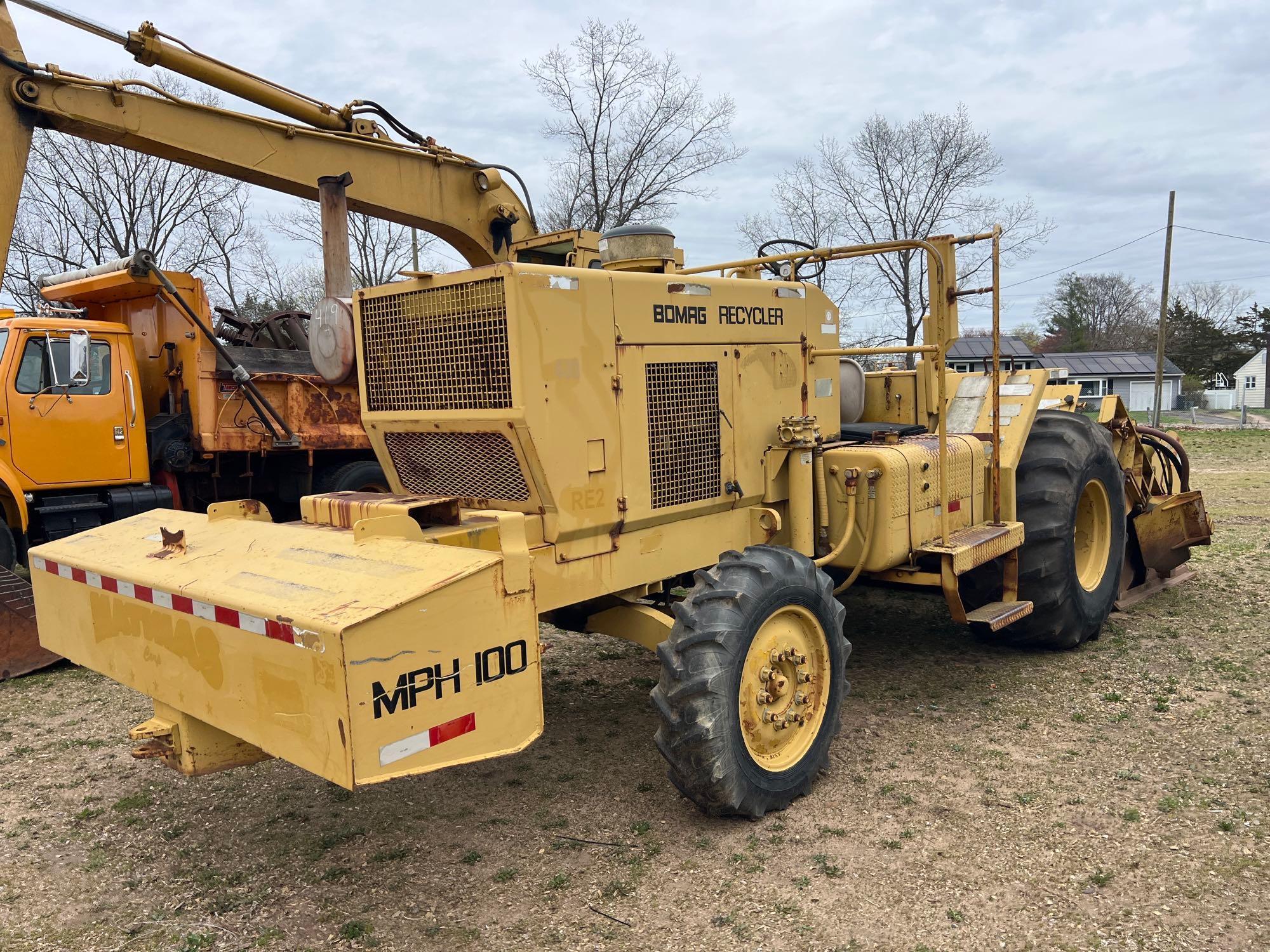 BOMAG MPH100 SOIL RECLAIMER powered by V8 diesel engine, equipped with OROPS, hydrostatic