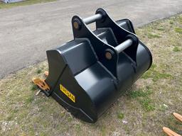 NEW TROJAN 48IN. DIGGING BUCKET EXCAVATOR BUCKET 70mm pins fits to: Cat 315/316, Komatsu PC160/170,