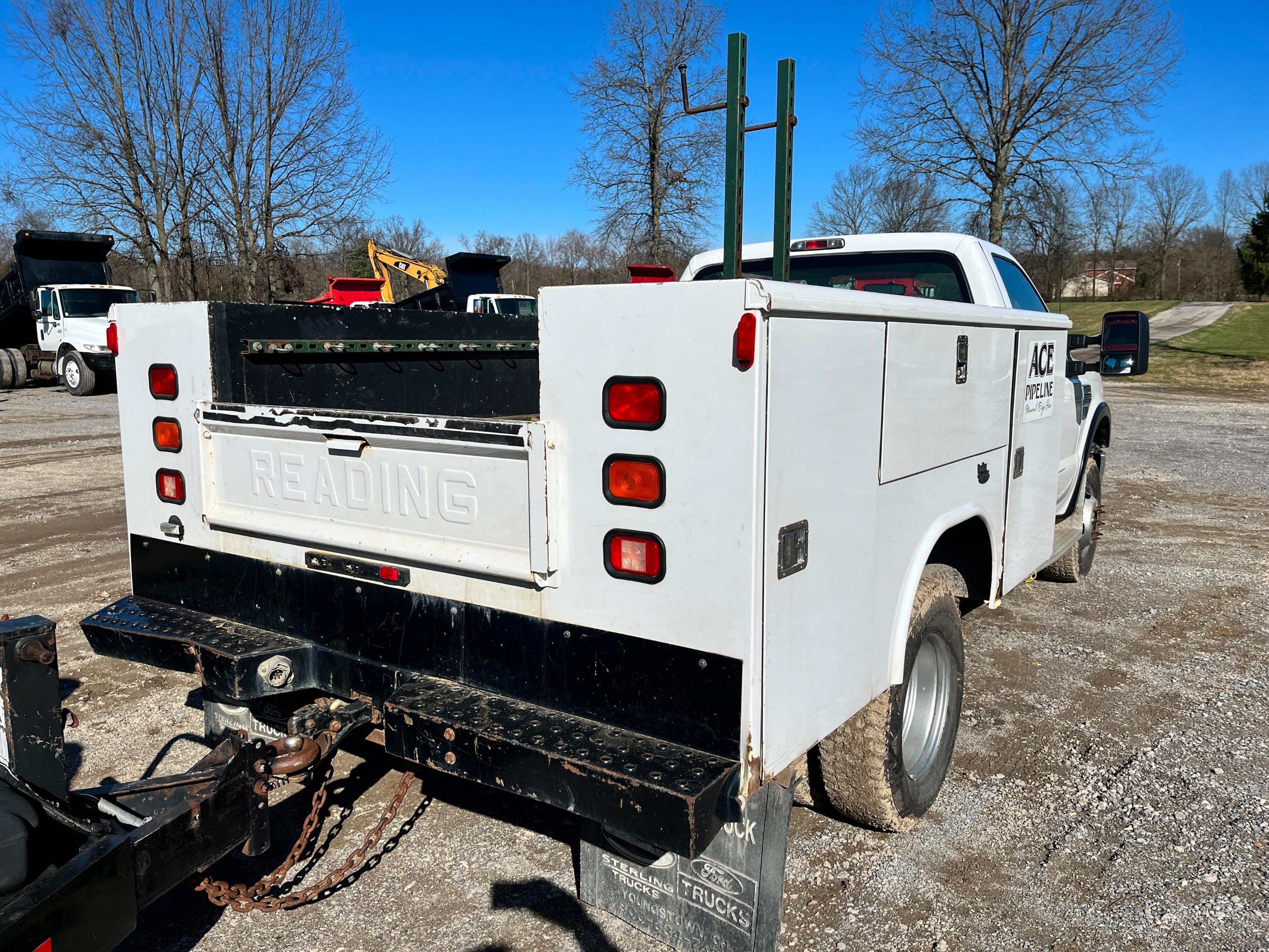 2008 FORD F350XL UTILITY TRUCK VN:1FDWF37Y58ED29549 4x4, powered by 5.6 liter Triton V10 gas engine,