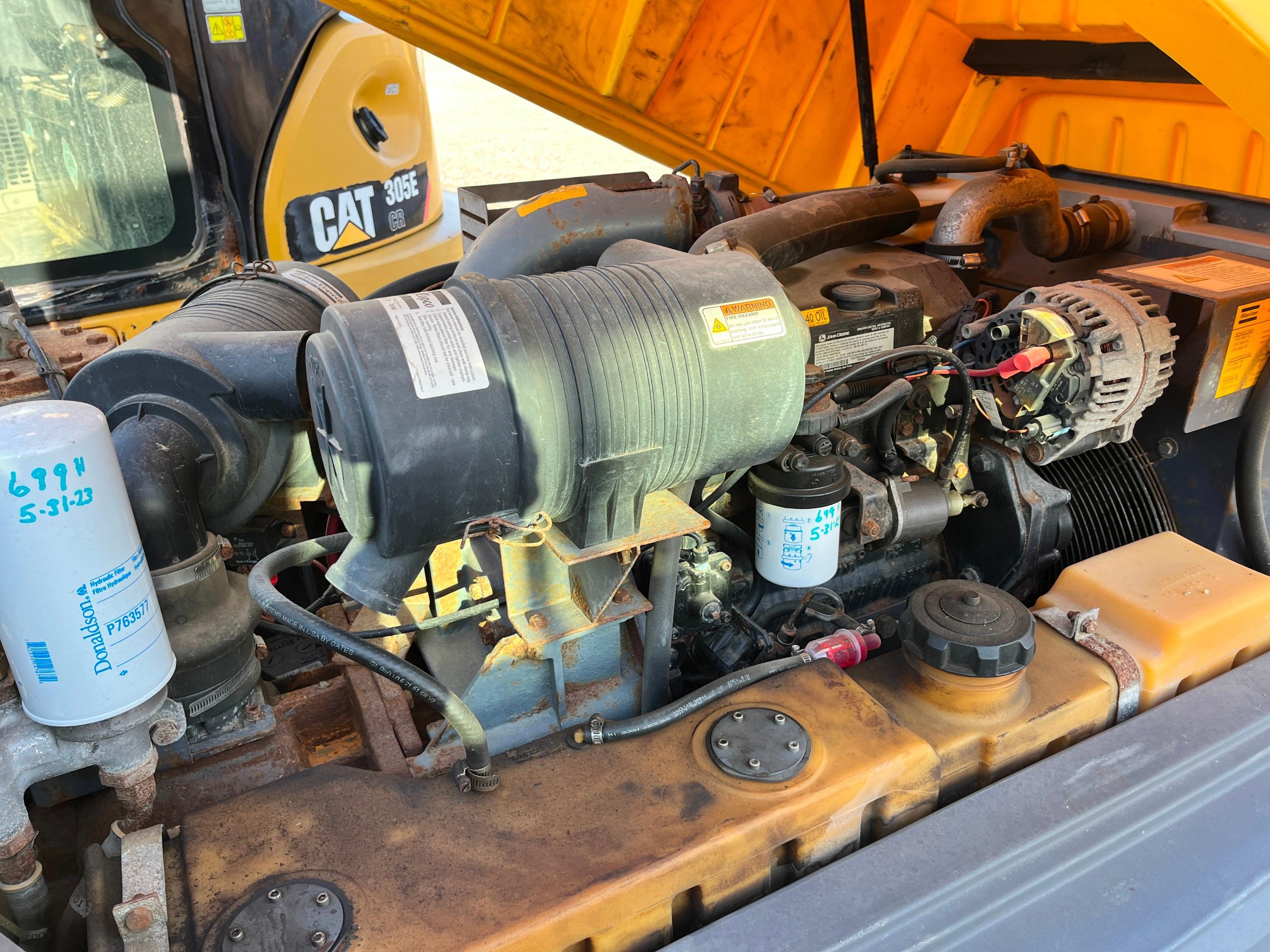 ATLASCOPCO XAS185 AIR COMPRESSOR powered by John Deere diesel engine, equipped with 185CFM,