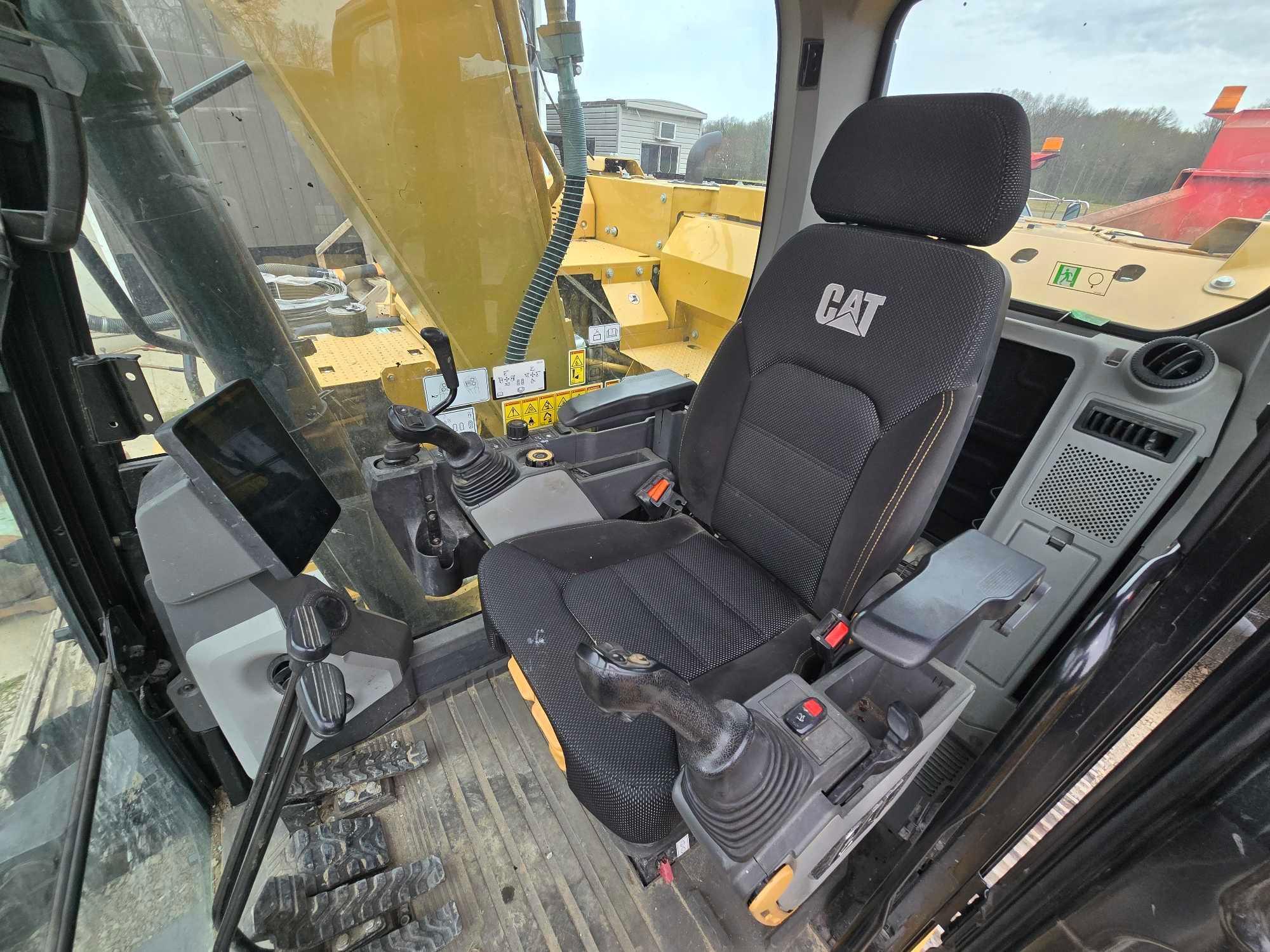 2021 CAT 315 HYDRAULIC EXCAVATOR SN:WKX10830 powered by Cat diesel engine, equipped with deluxe cab,