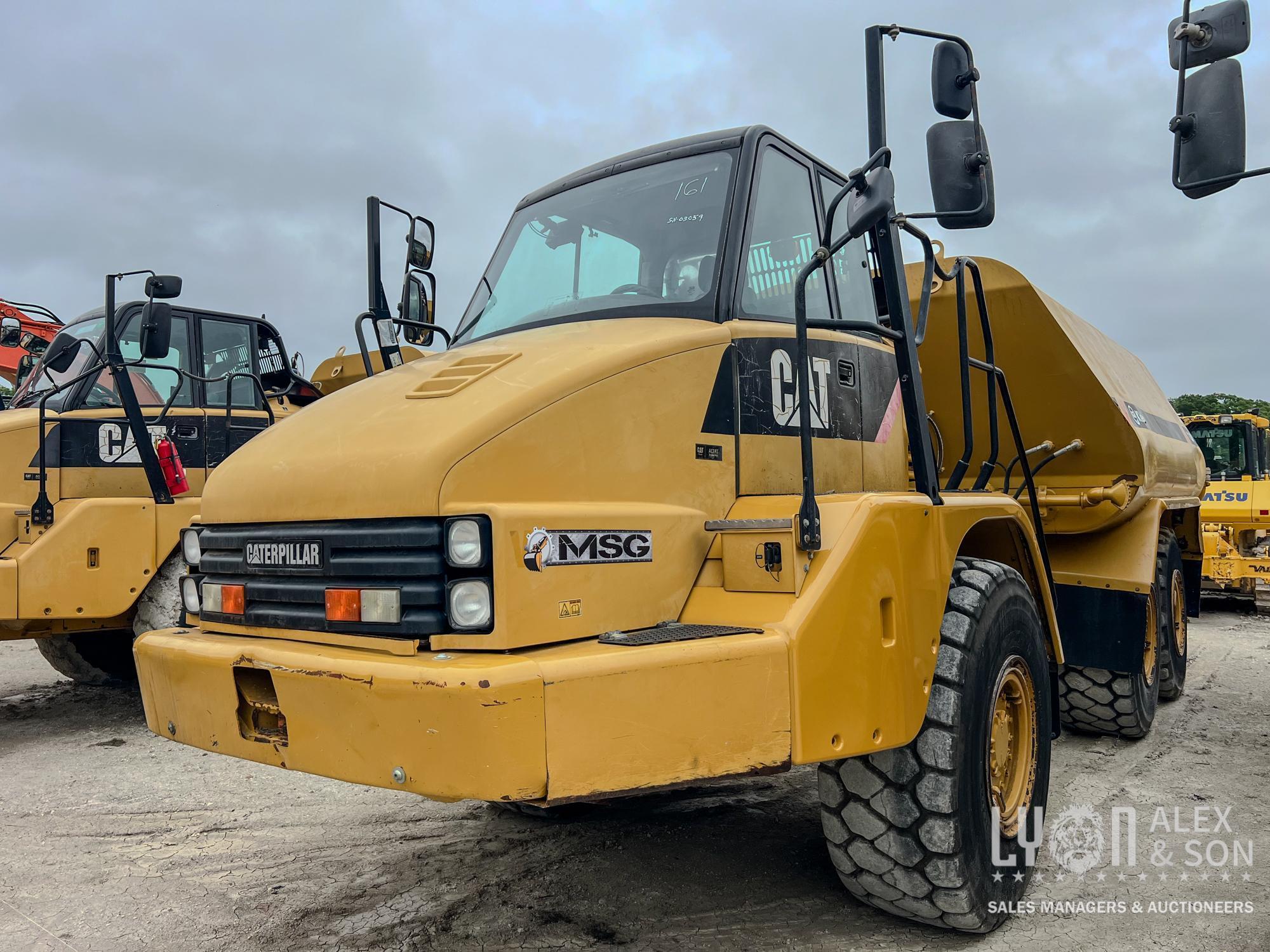 2013 CAT 725 WATER TRUCK SN:CAT00725EB1L03059 6x6, powered by Cat diesel engine, equipped with Cab,