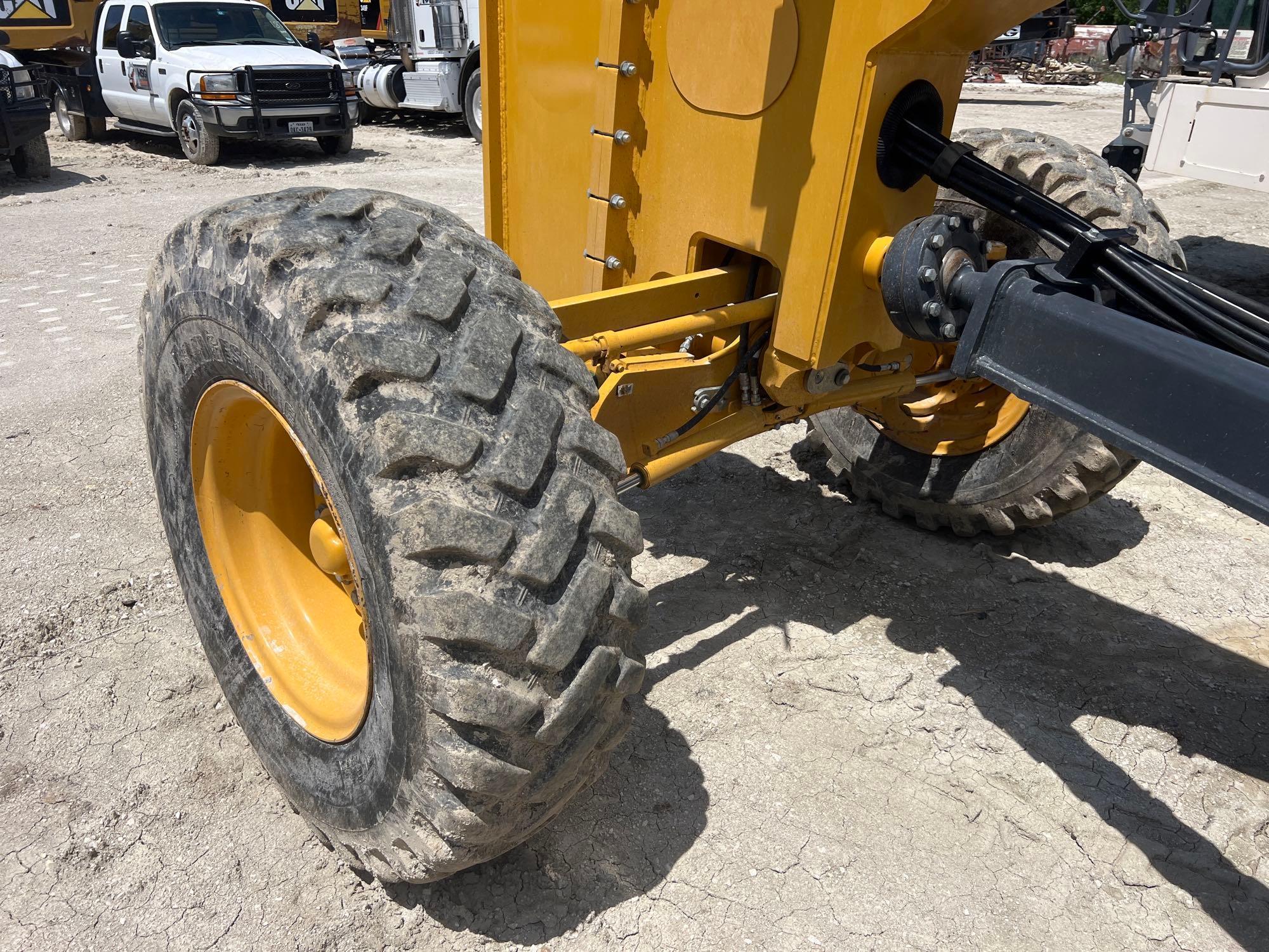 2021 JOHN DEERE 770G MOTOR GRADER SN:LMF711261 powered by John Deere diesel engine, equipped with