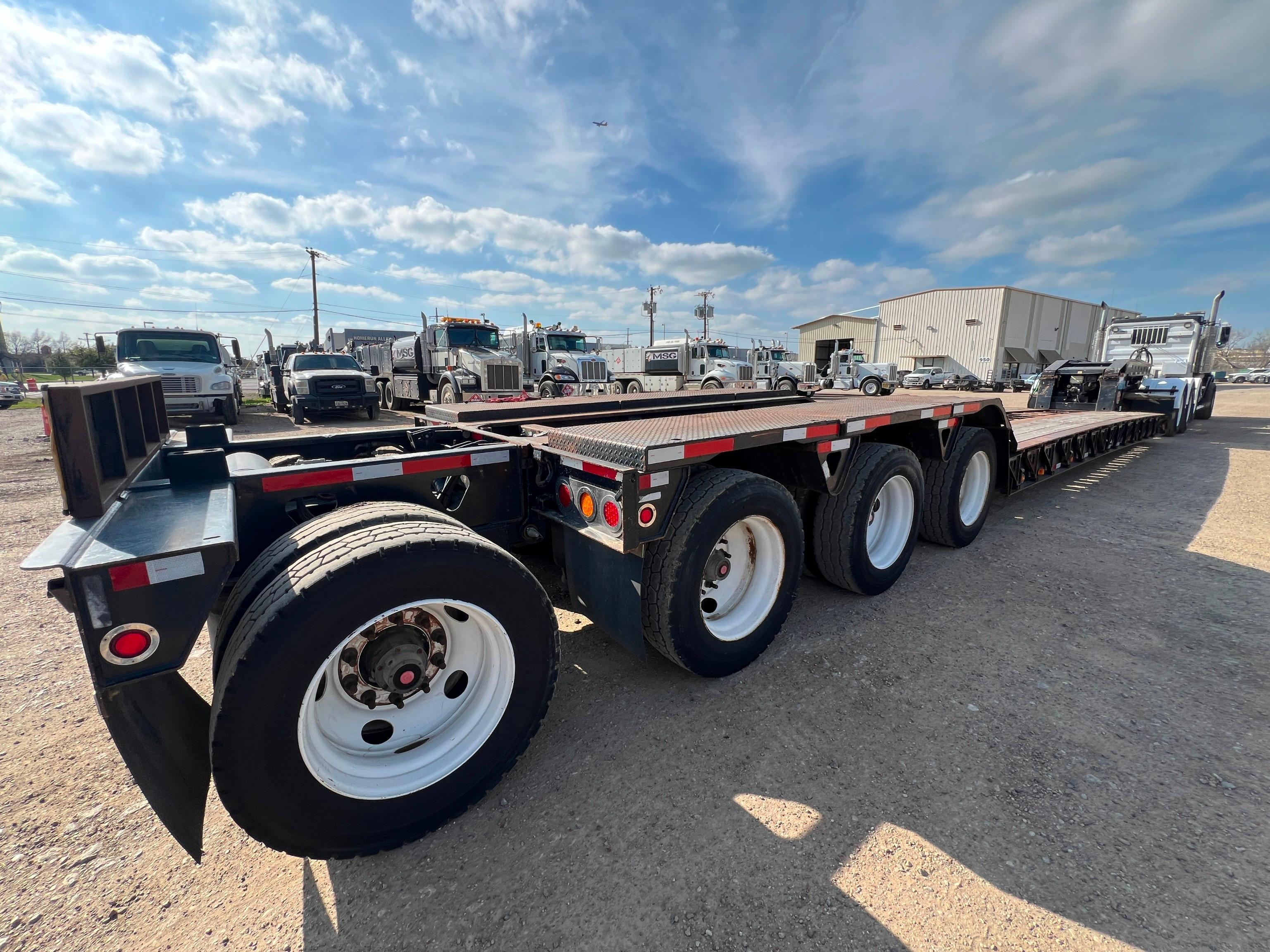 2008 TRAIL KING TK110HDG-523 DETACHABLE GOOSENECK TRAILER VN:1TKJ052318M113560 equipped with 55 ton