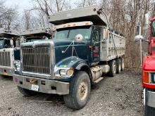 2005 INTERNATIONAL 5600I DUMP TRUCK VN:1HTXRAPT05J048192 powered by Cummins ISX 475 diesel engine,