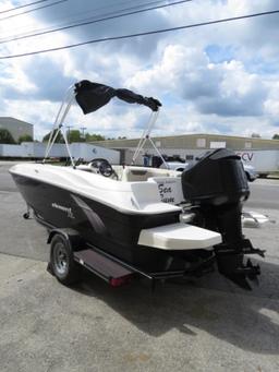 2015 17' Bayliner Element XL-