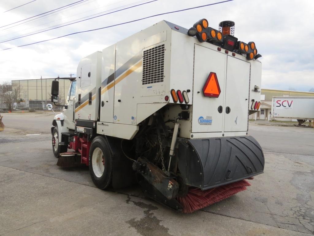 2012 International 4300 Sweeper 2WD