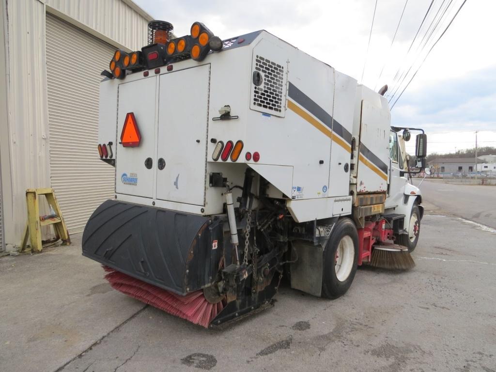 2012 International 4300 Sweeper 2WD