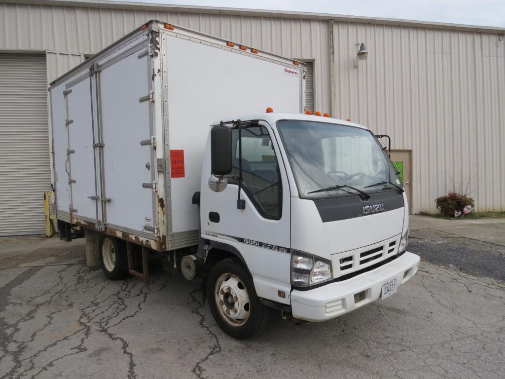 2007 Isuzu NPR Box Truck 2WD