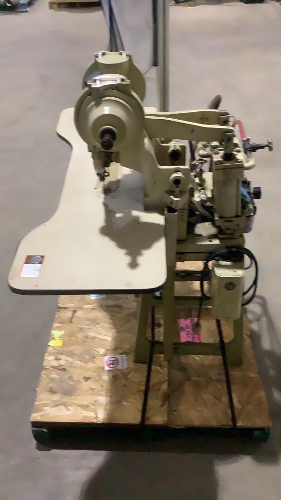 Double Head Rivet Machine w/ Table-