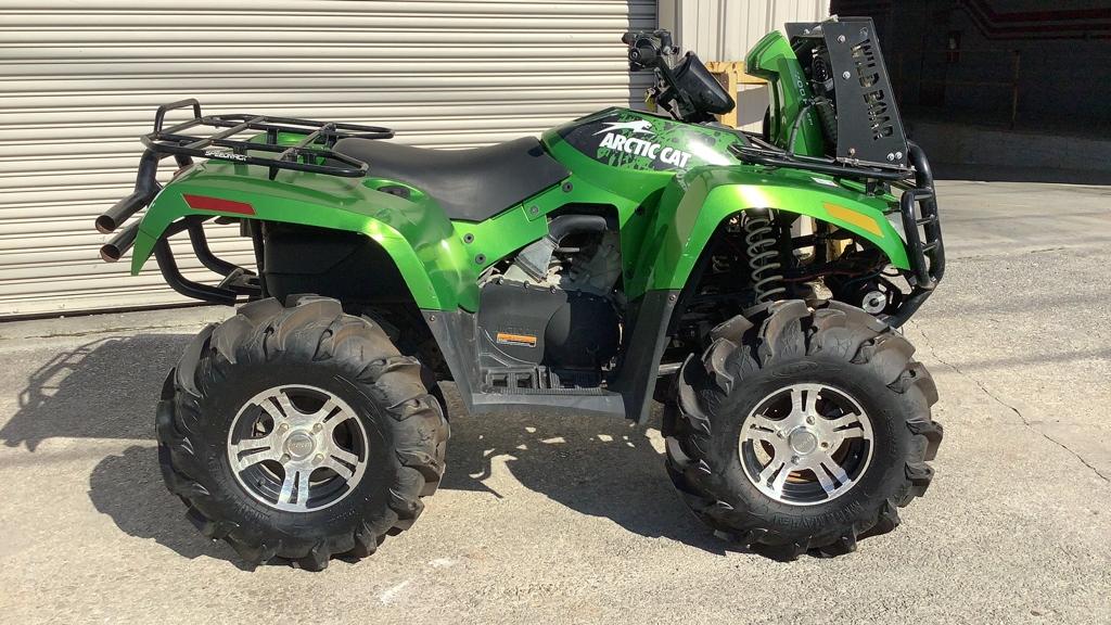 2009 Arctic Cat 700 EFI Mudpro 4X4