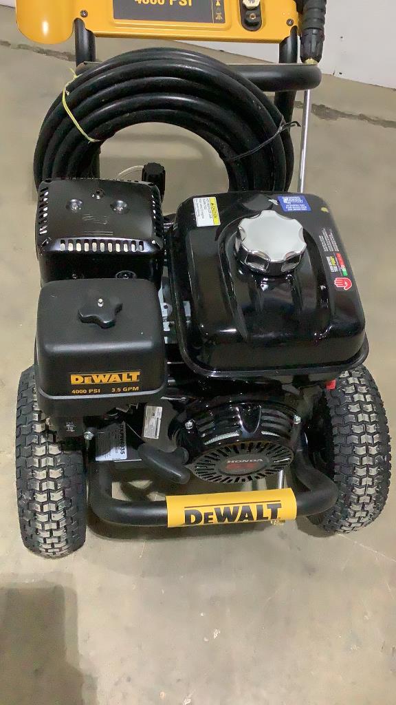 DeWalt Pressure Washer-