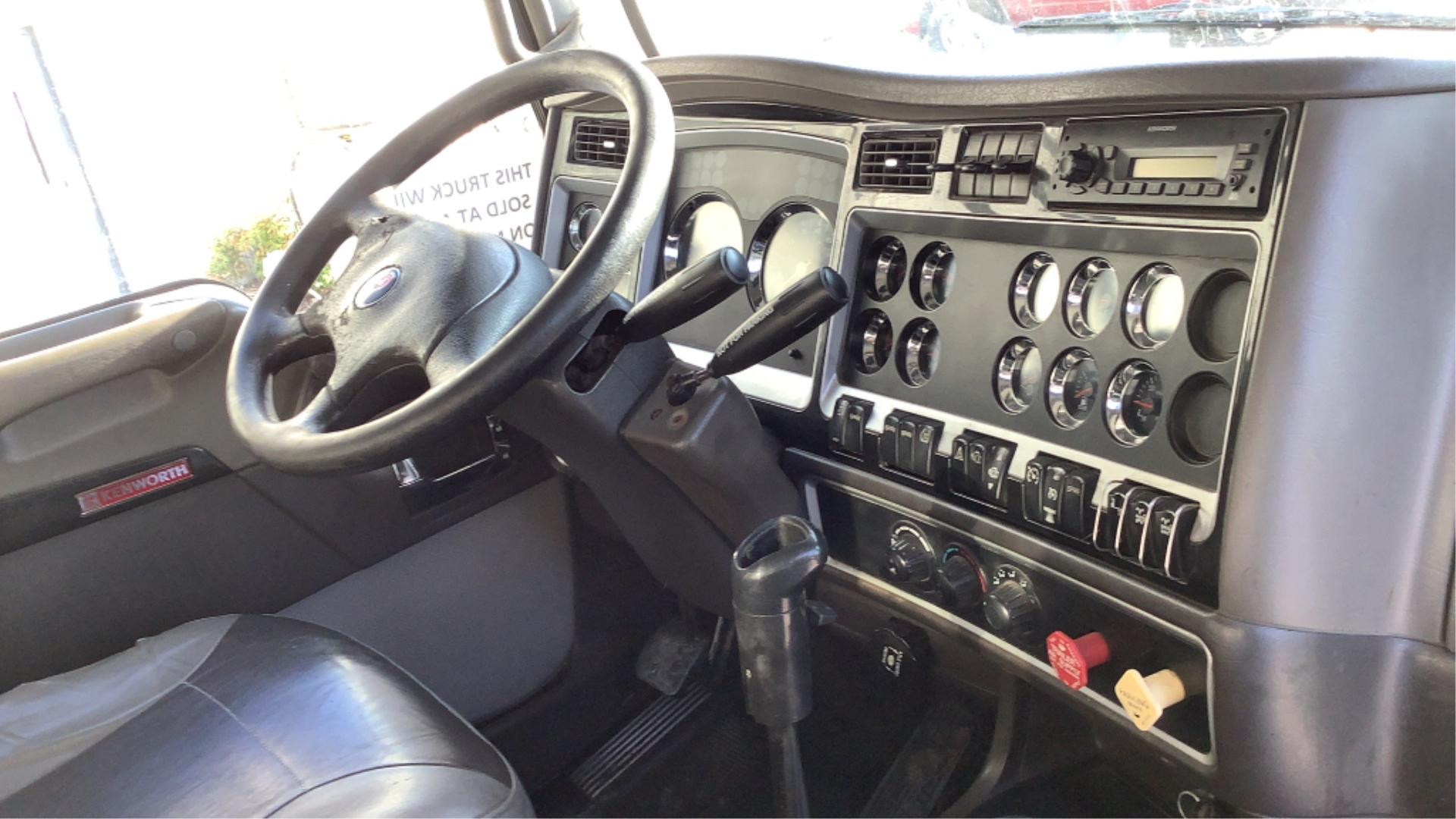 2009 Kenworth T8 Series Dump Truck 10% BP