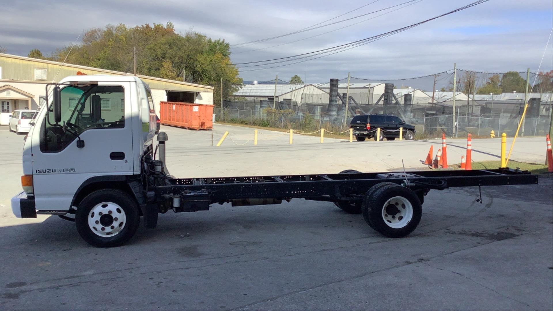 2004 Isuzu NPR-HD 18' Cab-Chasiss INOP