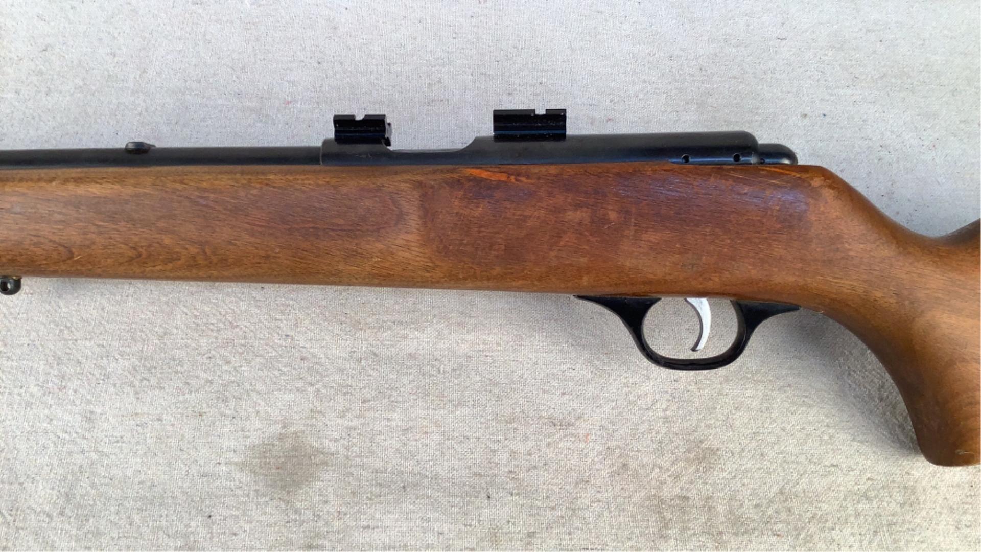 Marlin 81-DL Semi-auto Rifle 22