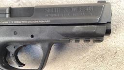 Smith & Wesson M&P40 Pistol 40 S&W
