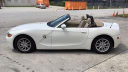 2004 BMW Z4 Roadster 2.5i 2WD