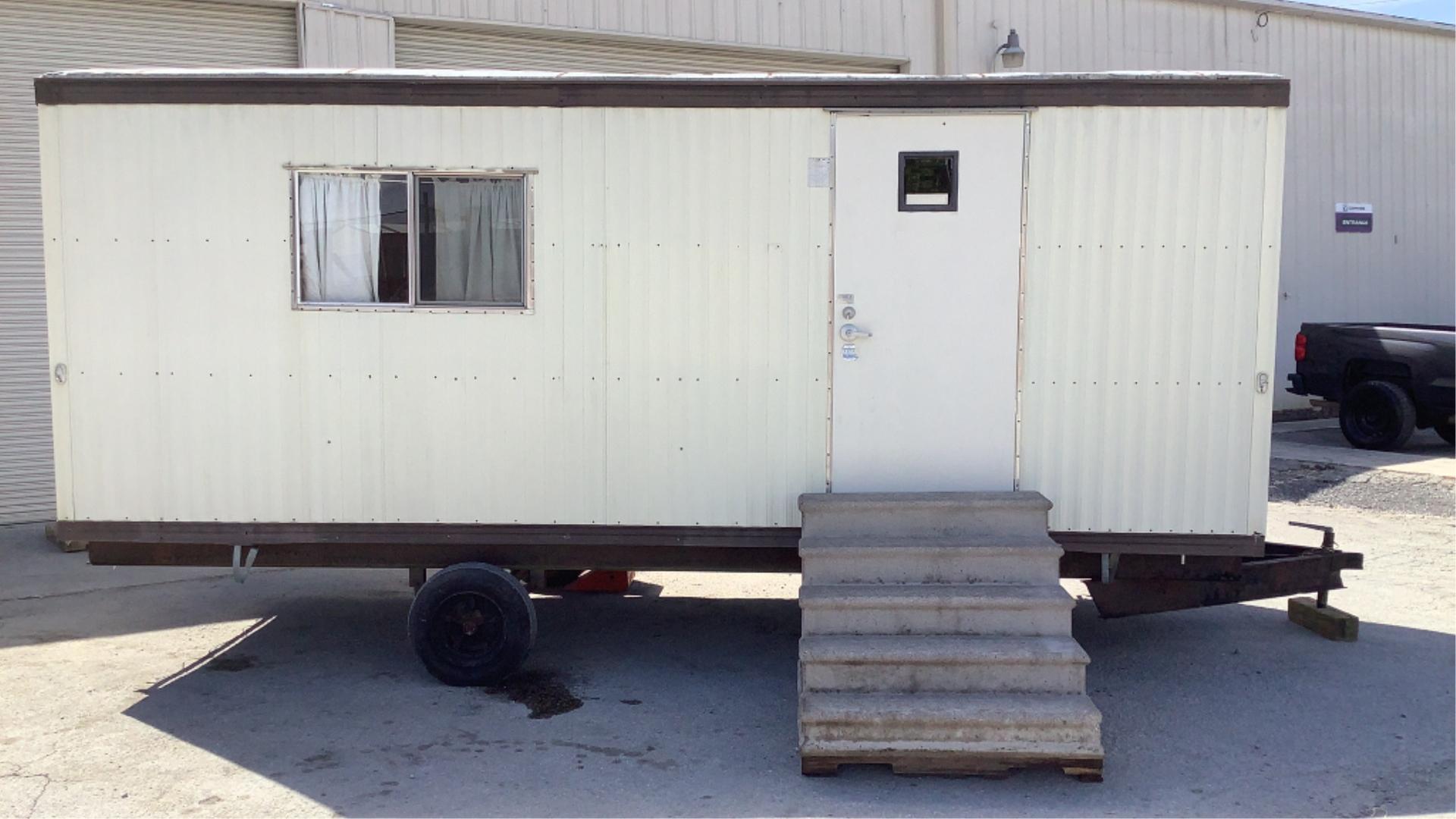 2001 King's Custom Builders 20' Mobile Office Trai