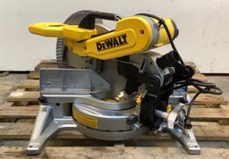 DeWalt 12" Double Bevel Compound Miter Saw DWS716