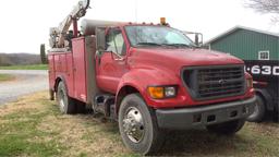 2000 Ford F-650 XL SuperDuty 4X2