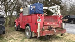 2000 Ford F-650 XL SuperDuty 4X2