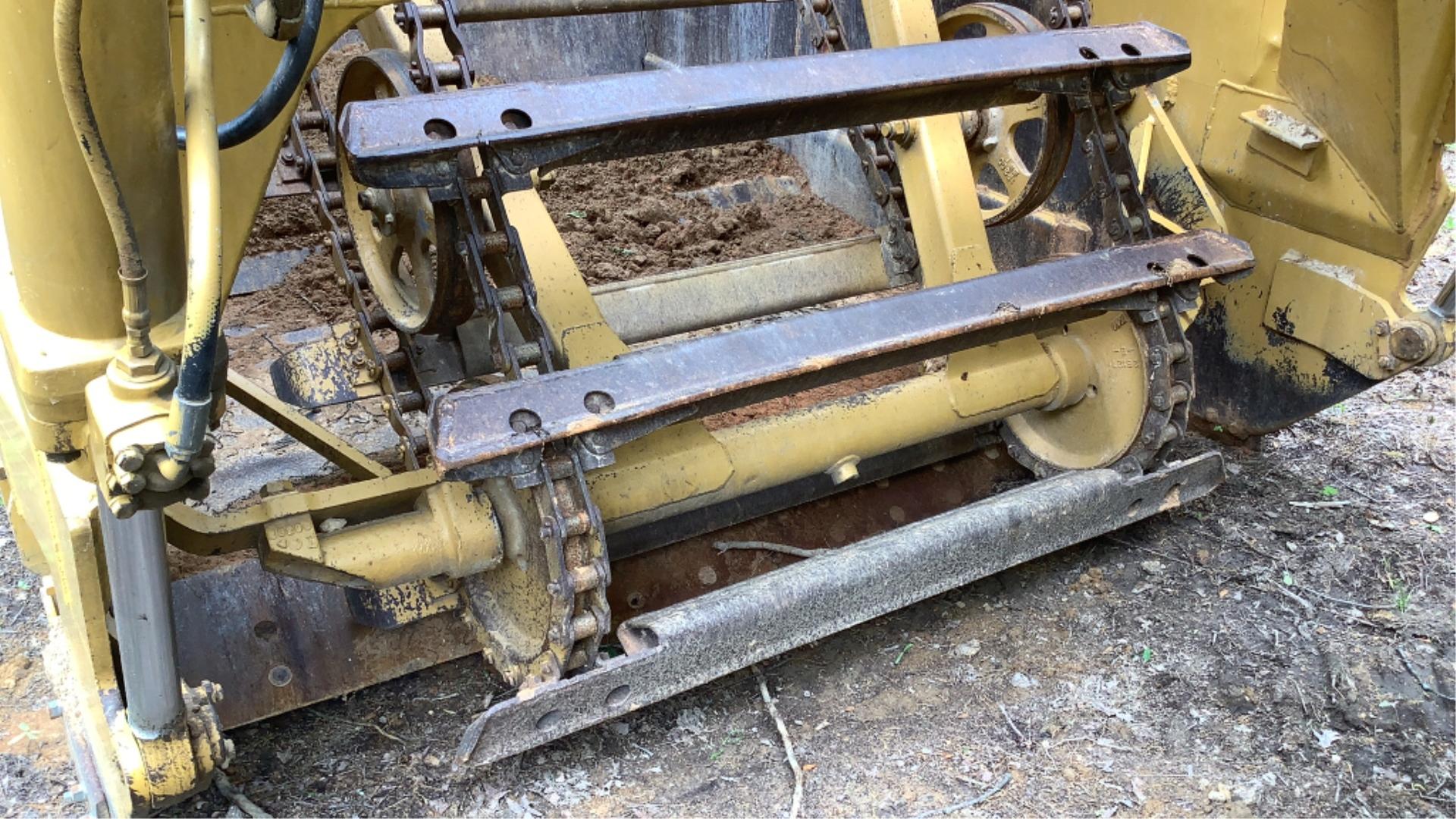 Caterpillar Self Loader Scraper 613B