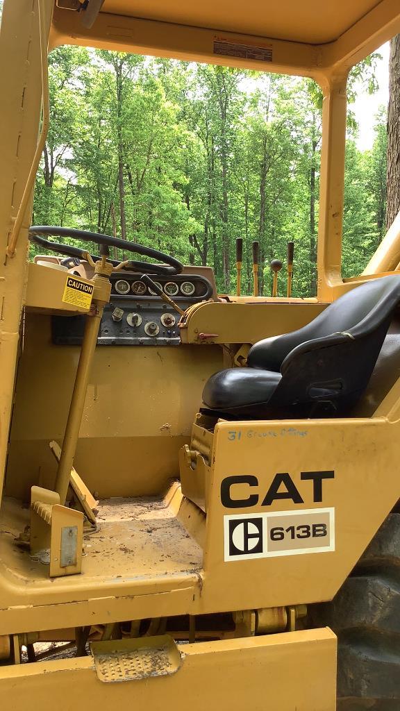 Caterpillar Self Loader Scraper 613B