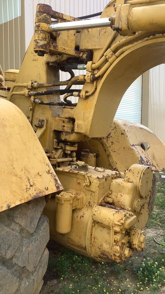 Caterpillar 621 Scraper