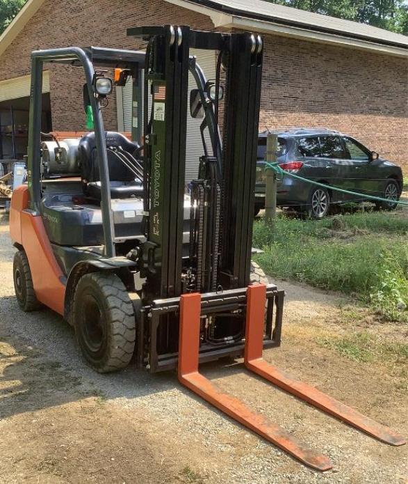 2015 Toyota 4,500Lb Propane Forklift 8FGU25