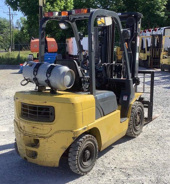 2012 Utilev 4,530Lb Propane Forklift UT25P