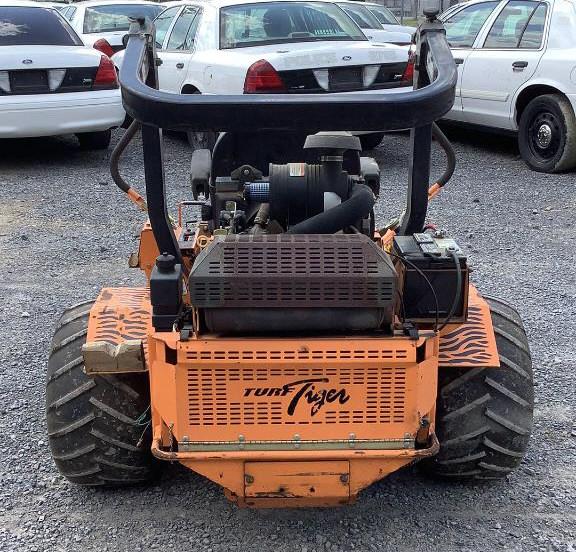 Scag STT61V-35BV-SS TurfTiger Mower