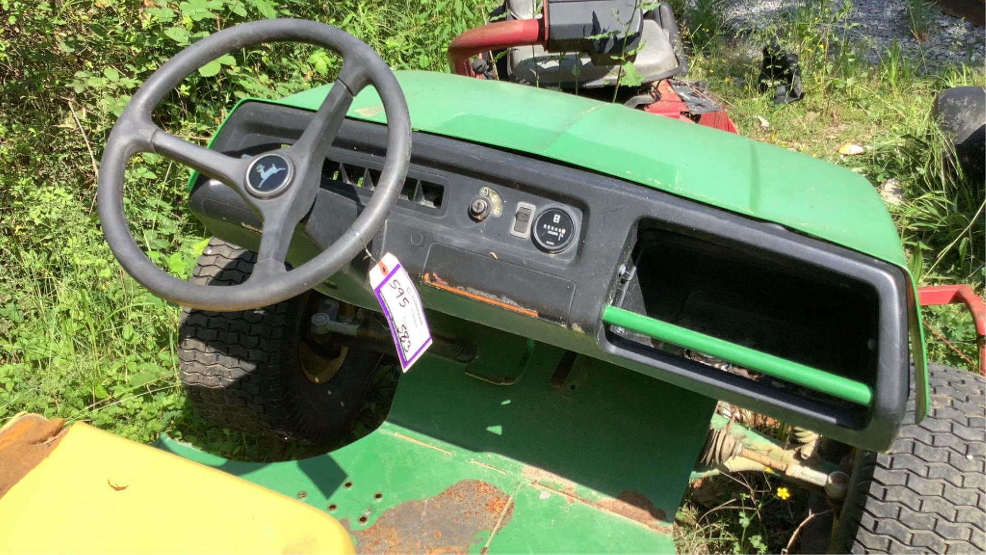 John Deere Gator XUV