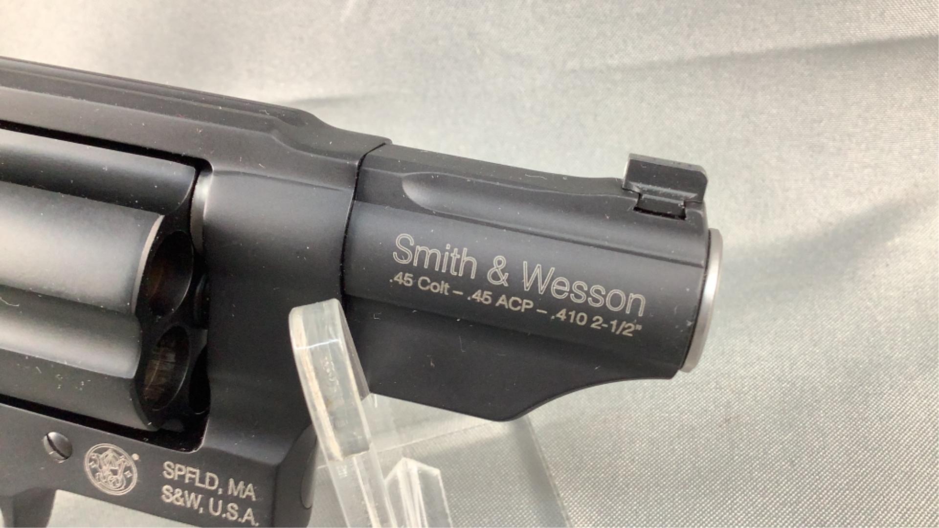Smith & Wesson Governor .45 Colt-.45 ACP-.410