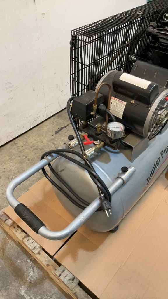 Jupiter Pneumatics 20Gal Air Compressor 35002020HT