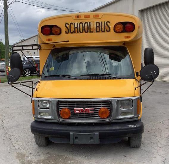 2002 GMC Savana 3500 Short School Bus 4x2