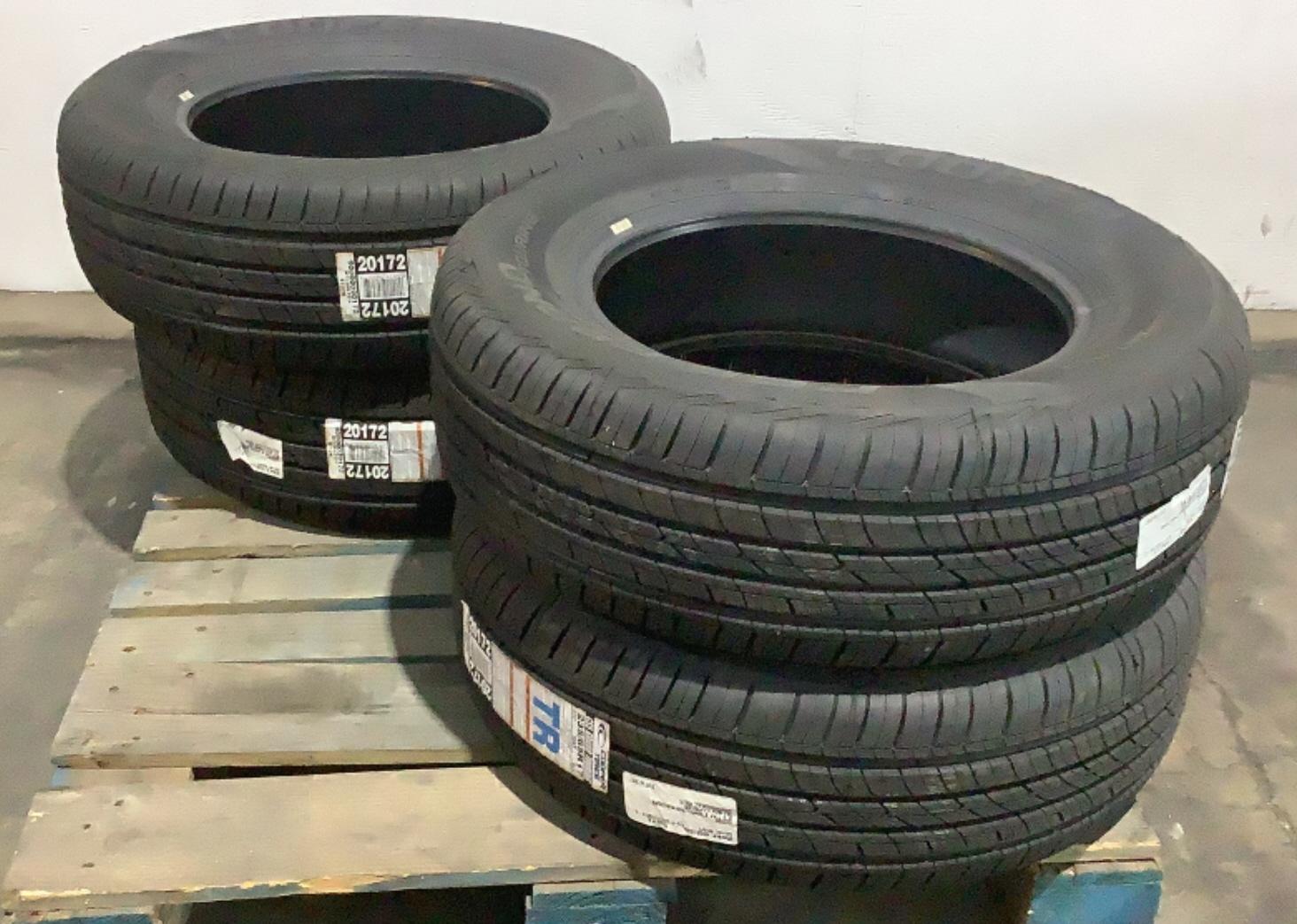 (4) Cooper 235/65R17 Tires CS5 Grand Touring