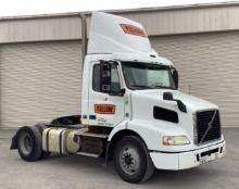 2016 Volvo VNM Road Tractor 4x2