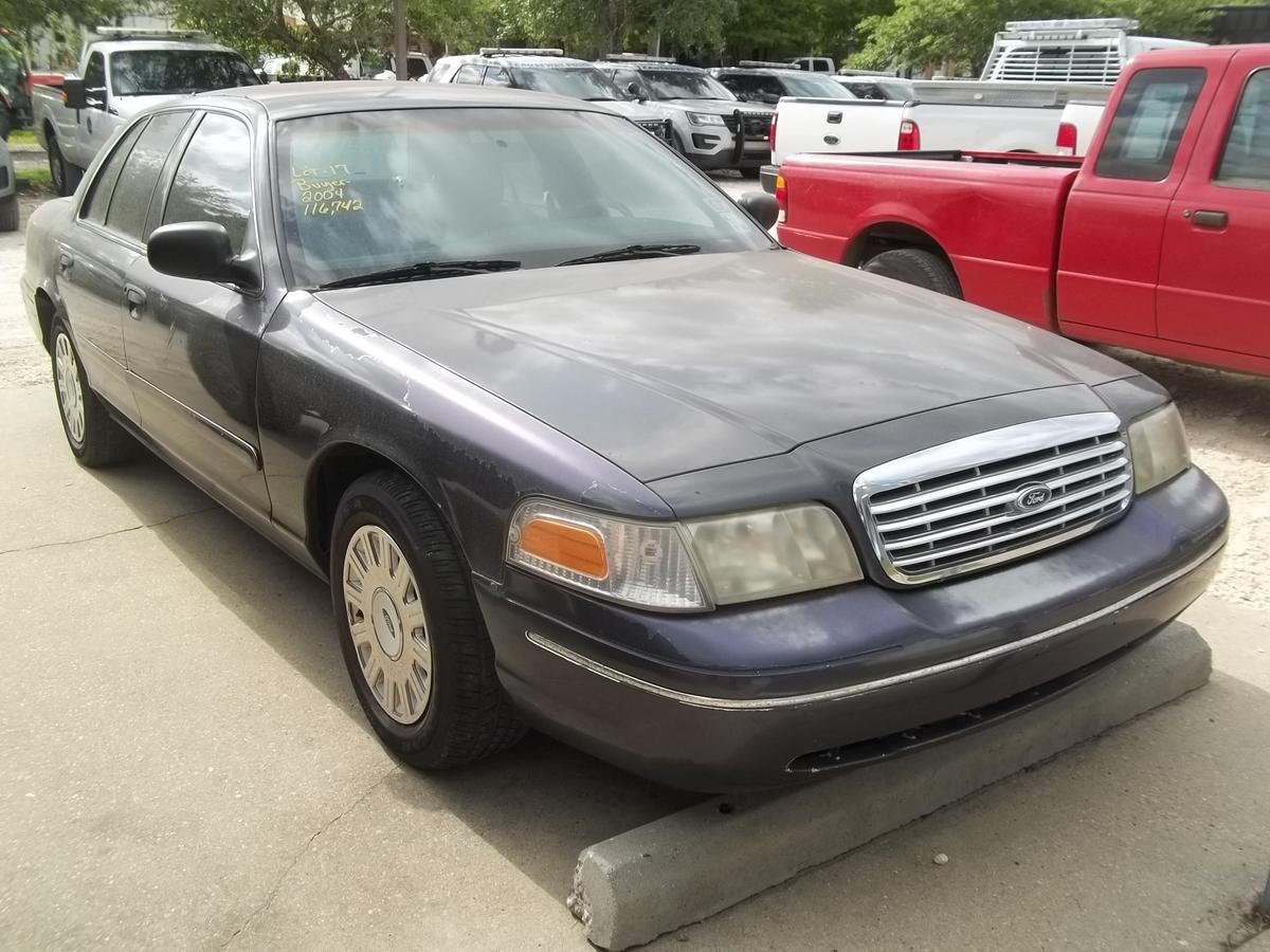 2004 Ford Crown Victoria