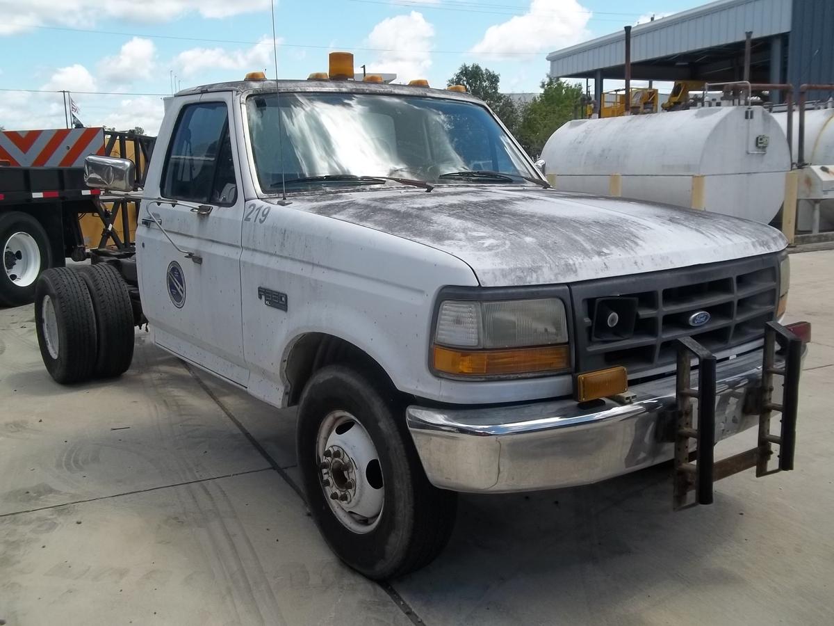 1996 Ford F350 XL Truck