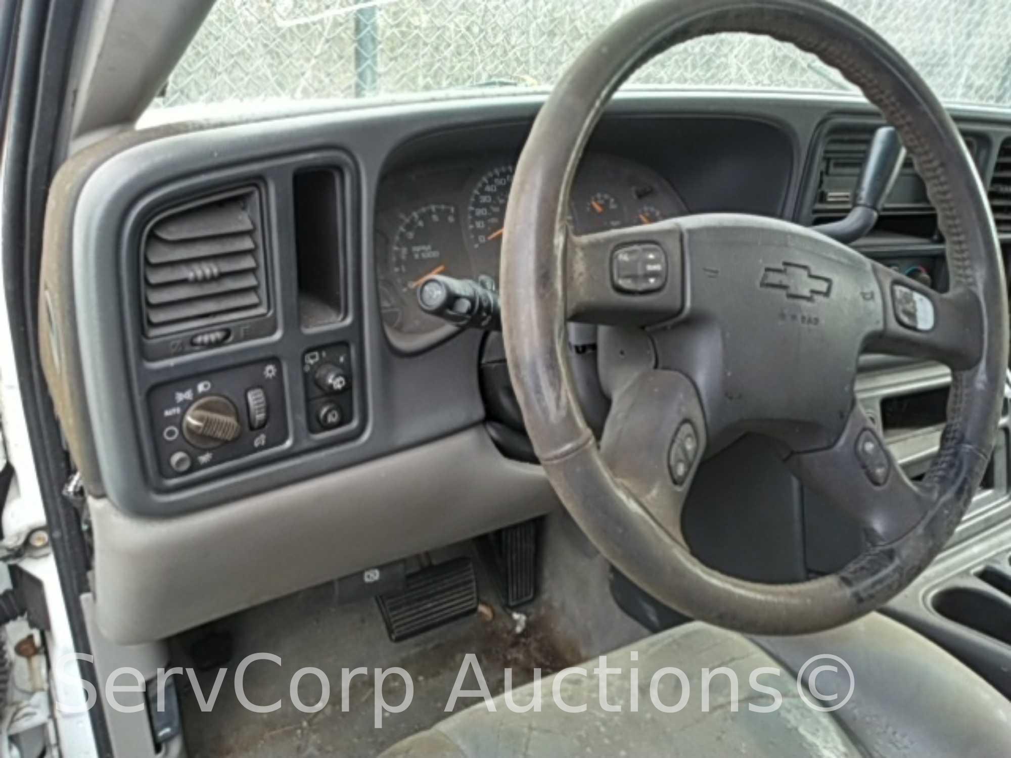 2004 Chevrolet Tahoe Multipurpose Vehicle (MPV), VIN # 1GNEC13Z44R295187