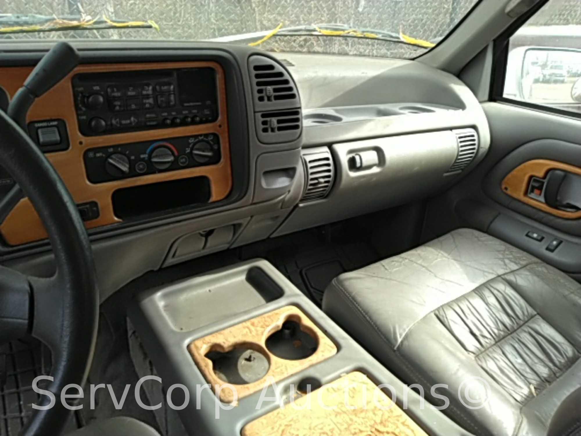 1996 Chevrolet Silverado Pickup Truck, VIN # 2GBEC19R3T1201330