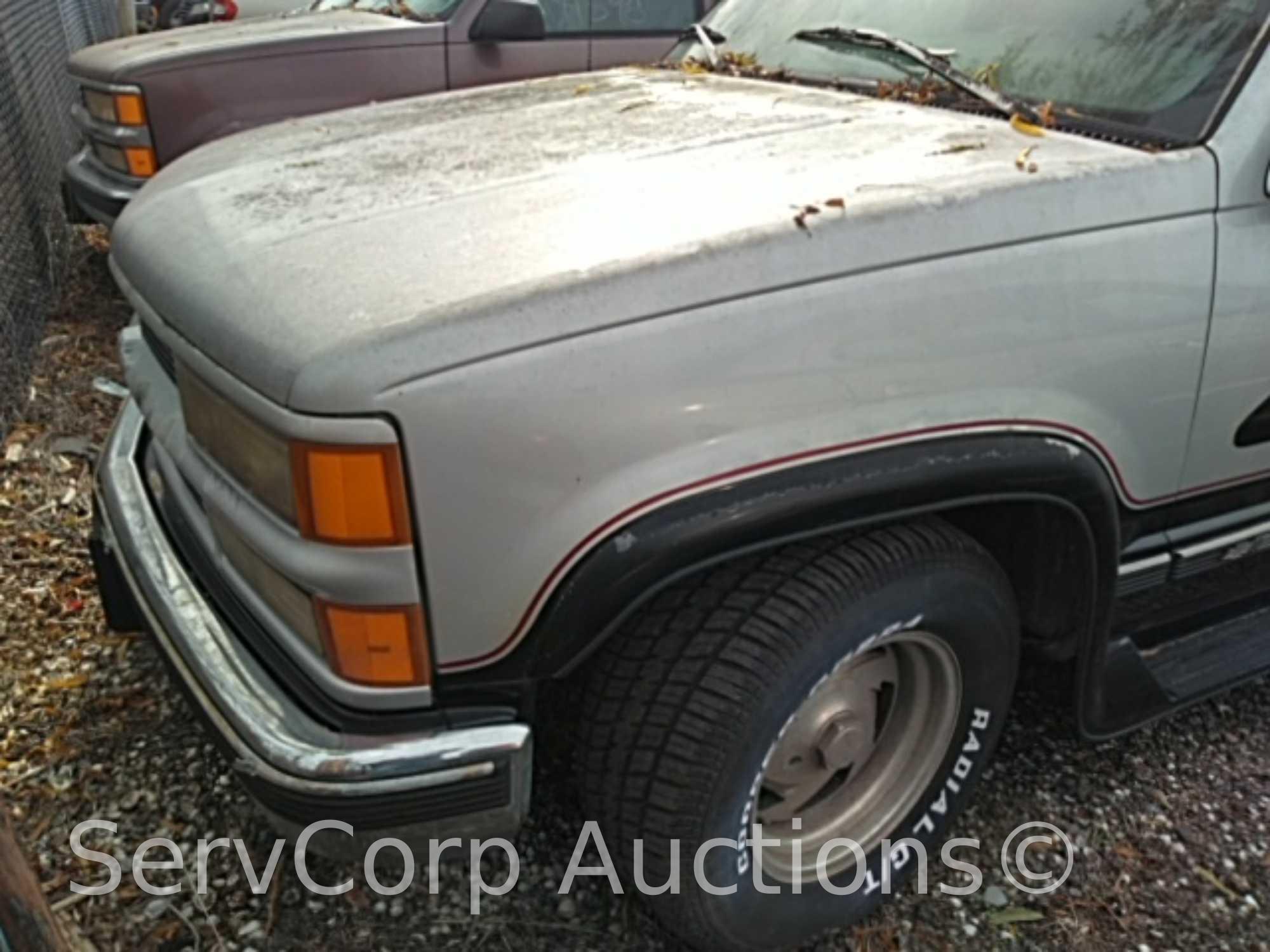 1996 Chevrolet Silverado Pickup Truck, VIN # 2GBEC19R3T1201330